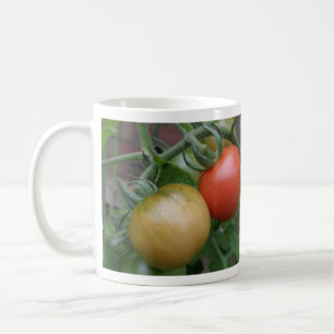 Mug de tomates orange et rouge