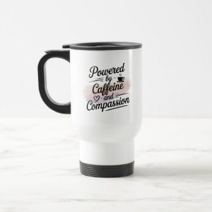 Mug De Voyage Alimenté par la caféine et la compassion