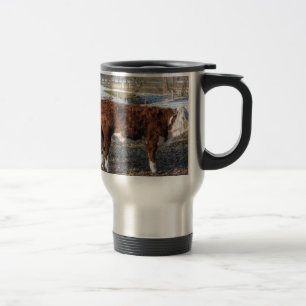 Mug De Voyage Veaux de Hereford dans le pré d'hiver avec la