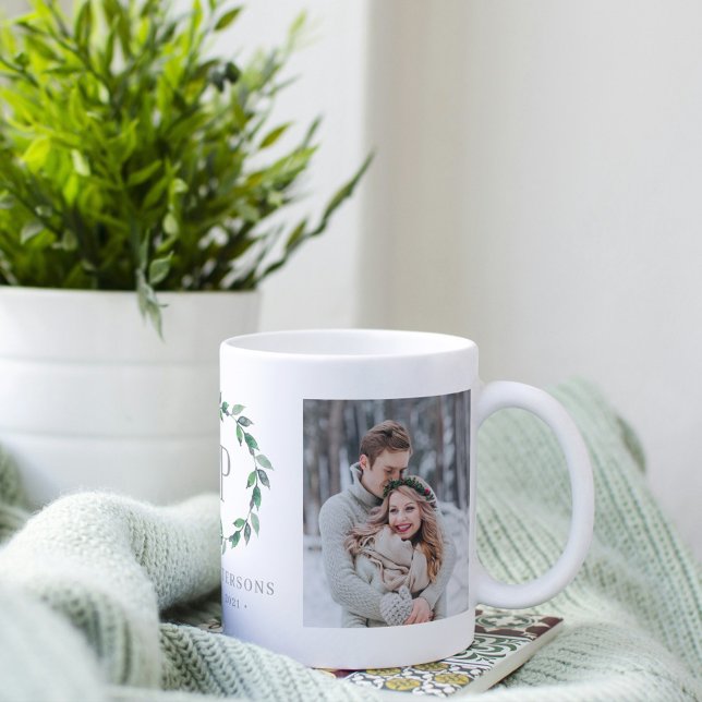 Mug Délicat Verdure de couronne Monogramme personnalis (Créateur téléchargé)