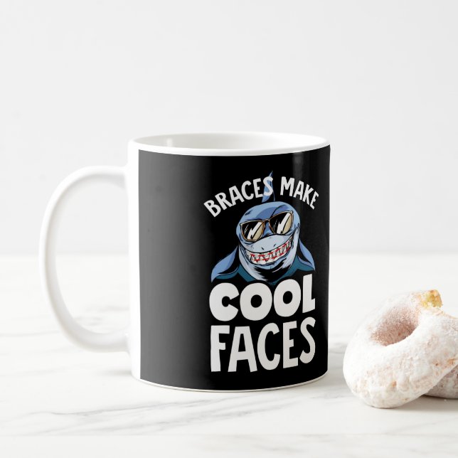 Mug Dentaire Orthodontique Dentiste Bracelets Faire de (Avec donut)