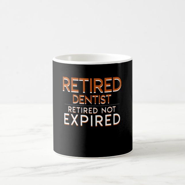 Mug Dentiste de retraite retiré non expiré (Centre)