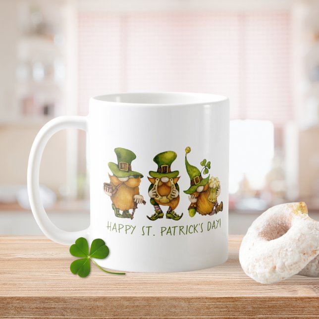 Mug Des lutins irlandais amusants Bonne fête de la Sai (Fun Irish Gnomes Happy St. Patrick's Day Coffee Mug)