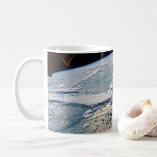 Mug Des Nuages Autour De Sumatra, Indonésie.