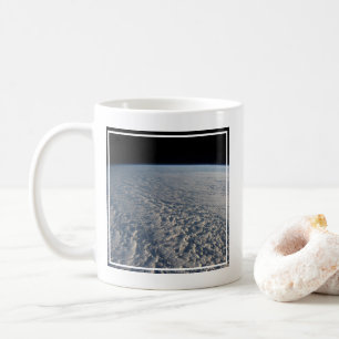 Mug Des Nuages Stratocumulus Surplombent L'Océan Pacif