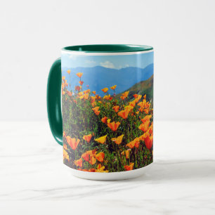 Mug Des pavots de Californie recouvrent une colline