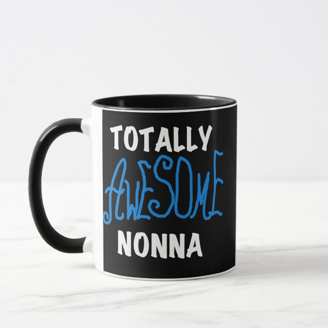 Mug Des T-shirts et cadeaux Nonna Blue totalement géni (Gauche)