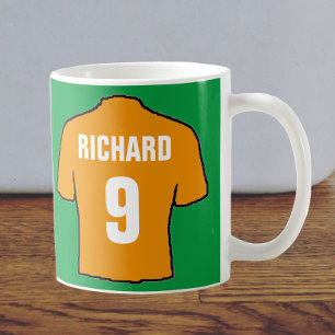 Mug Design de chemise de football en or ancien.
