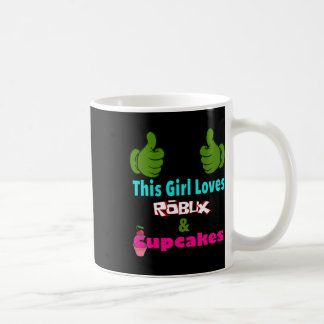 Mug Design pour fille de gamer disant Cette fille aime