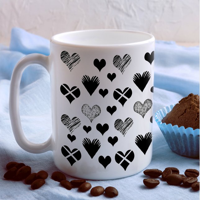 Mug Dessin de coeurs noir et blanc - Simple Diversity (Créateur téléchargé)
