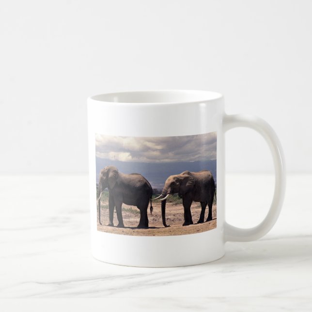 Mug Deux éléphants marchant dans une rangée (Droite)