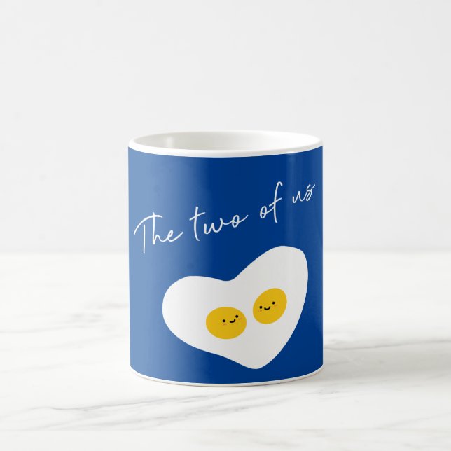 Mug Deux oeufs dans l'amour personnalisable (Centre)