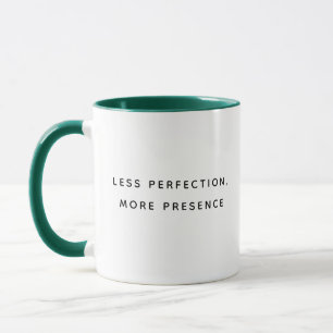 Mug deux tons typographie amusante Moins de perfec