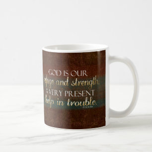 Mug Dieu est notre brun/or chrétiens de vers de bible