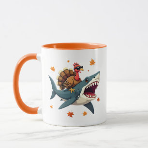 Mug Dinde chevauchant un requin drôle de Thanksgiving