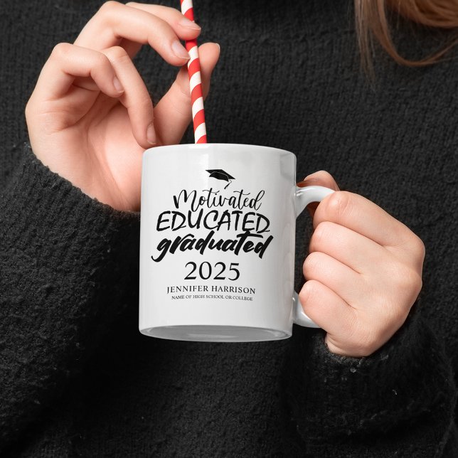 Mug Diplômé Éduqué Motivé (Créateur téléchargé)