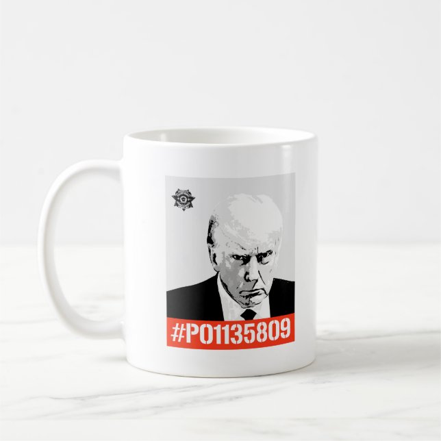 Mug Donald Trump détenu #P01135809 (Gauche)