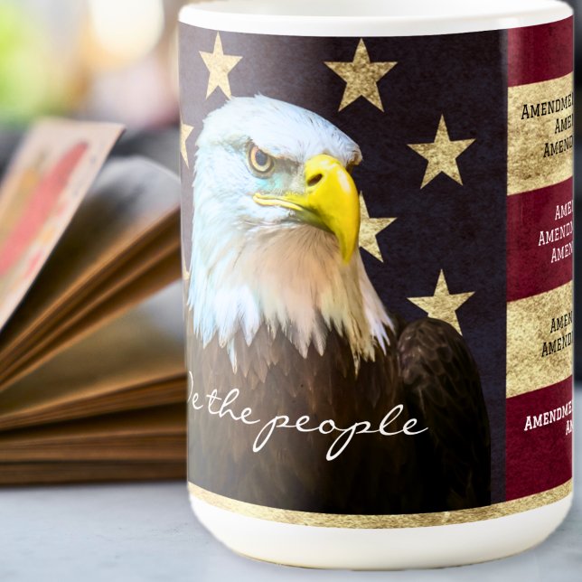 Mug Drapeau de la Déclaration des Droits du Peuple Amé (We The People Bill of Rights Flag Bald Eagle Coffee Mug)