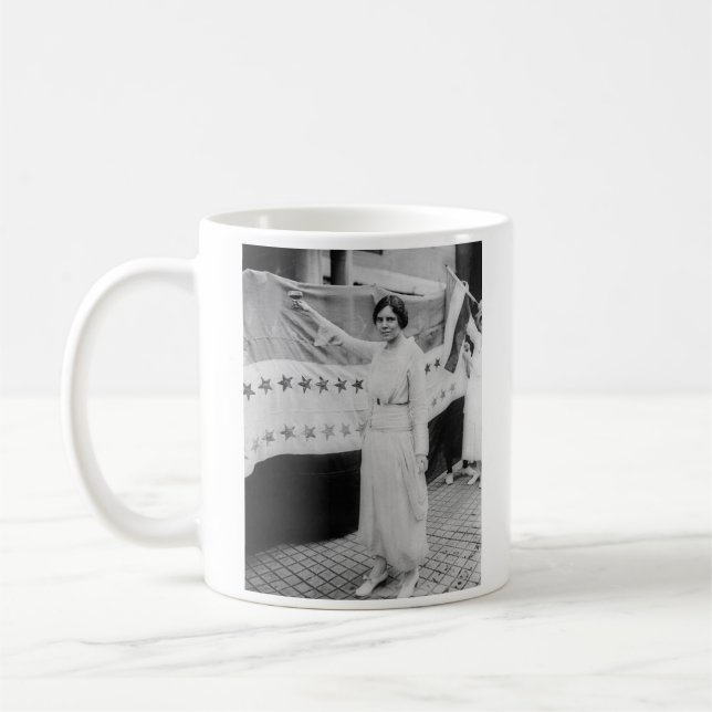 Mug Drapeau de victoire de suffrage d'Alice Paul (Gauche)