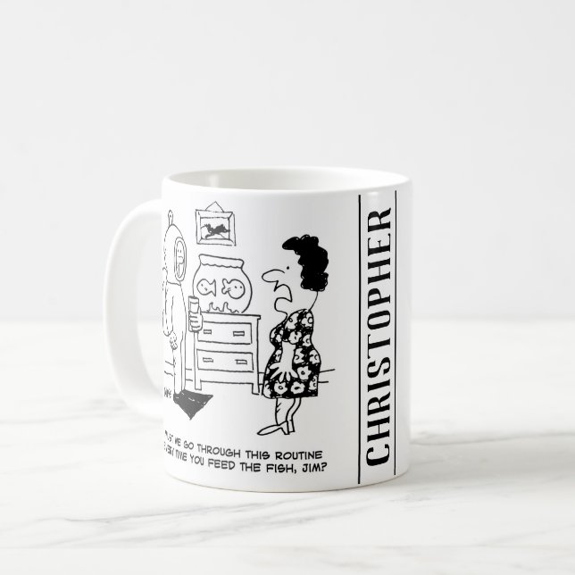 Mug Drôle Diver Cartoon avec Homme Nourrir Poisson d'O (Devant gauche)