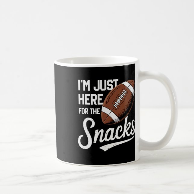 Mug Drôle, je suis juste là pour les snacks Football (Droite)