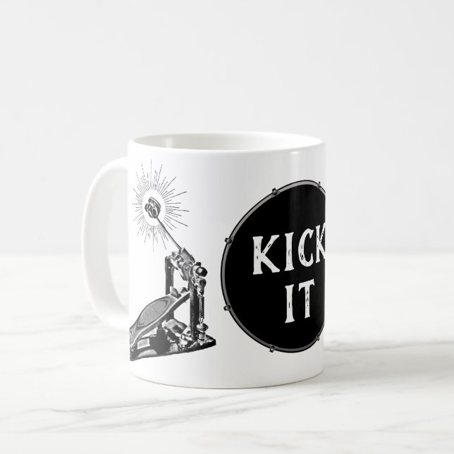Mug Drummer KICK IT Bass Drum Pedal Rock Band Drummer (Devant gauche)