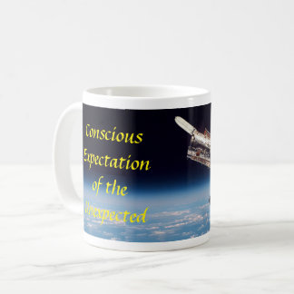 Mug du télescope spatial Hubble avec la devise ori