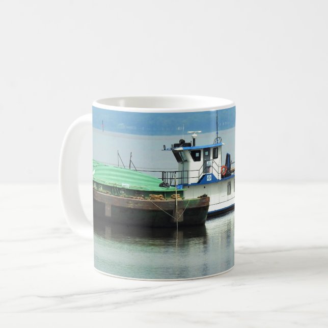 Mug Dubuque, Iowa Pusher Boat sur le Mississippi (Devant gauche)