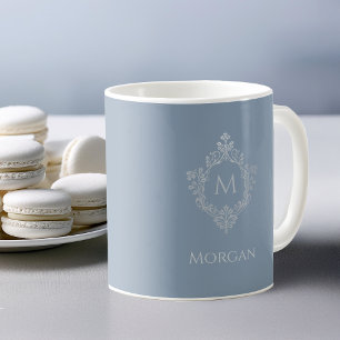Mug Dusty Blue Monogramme Nom Elegant Vintage Crest