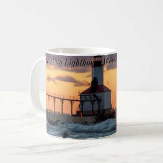 Mug Eaux Brutes Au Coucher Du Soleil - Phare De Michig