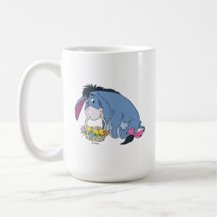 Mug Eeyore tenant un panier de Pâques plein de bébé