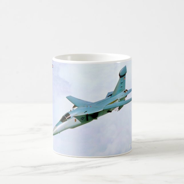 MUG EF-111A RAVEN (Centre)