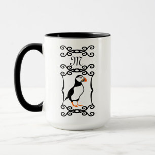 Mug Elégant Puffin dans un Monogramme de cadre de fer