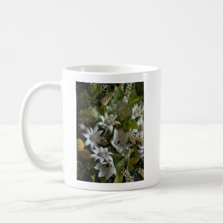 Mug Elegant White Flannel Flower Minimalist Botanical