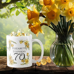 Mug Élégante jonquille jaune Floral 70e anniversaire