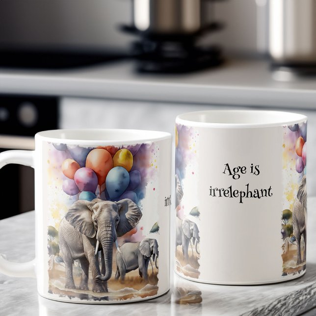 Mug Eléphants et ballons Amusants Âge drôle Plaisanter (Age is Irrelephant Funny Birthday Mug)