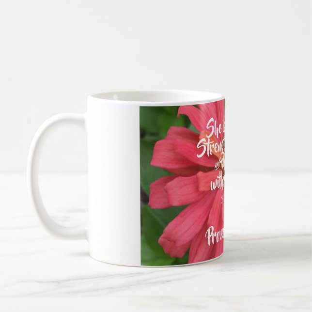 Mug Elle Est Vêtue De Dignité Et De Force (Gauche)