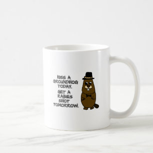 Mug Embrasse un marmotte aujourd'hui. Attrape une rage