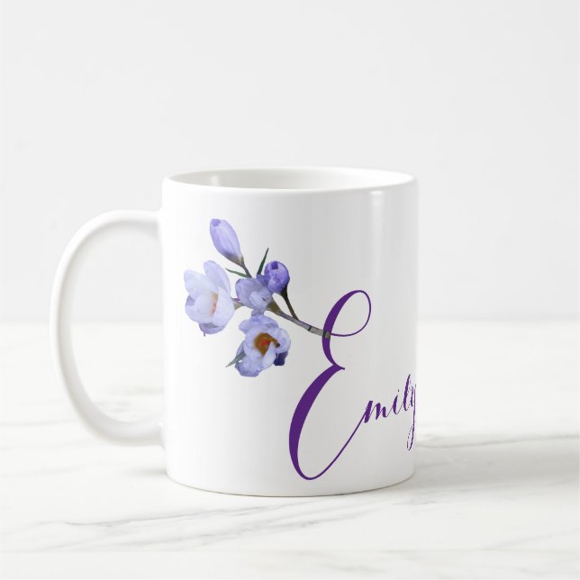 Mug Emily nom personnalisable joli bleu crocus floral (Gauche)