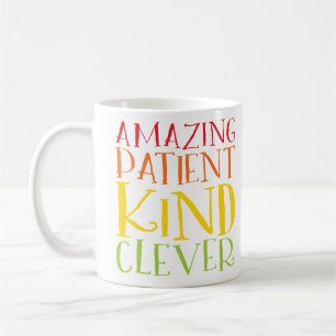 Mug Enseignant audacieux et coloré empilement de mots
