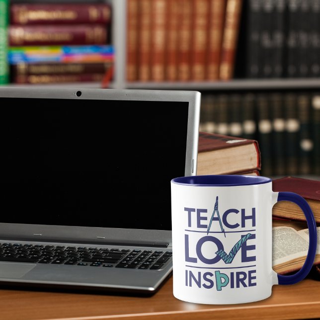 Mug Enseigner l'amour Inspiration de l'enseignant (Créateur téléchargé)