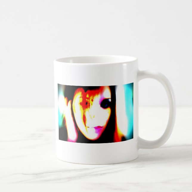 Mug ErinElise contre Marilyn Manson (Droite)