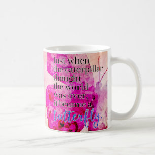 Mug Est devenue une citation de papillon