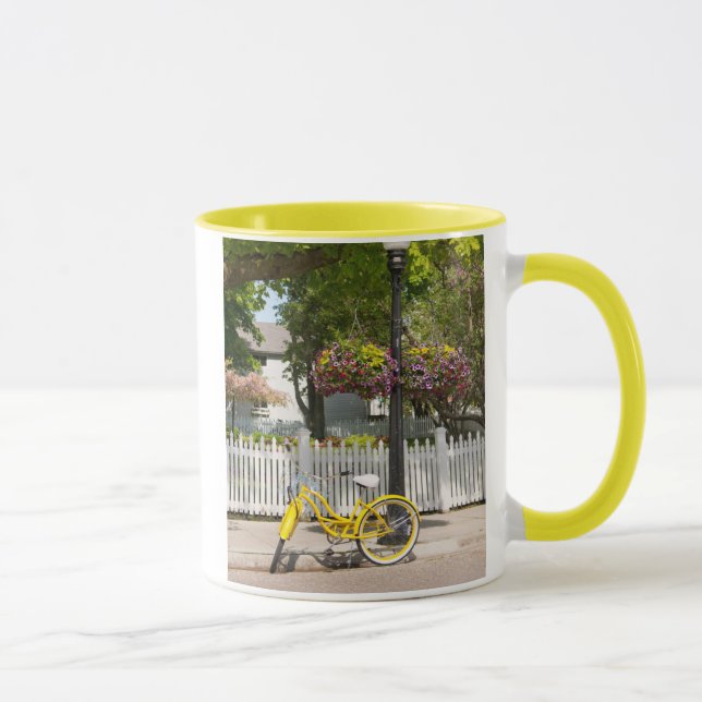 Mug États-Unis, Michigan, île Mackinac. Vélo jaune (Droite)