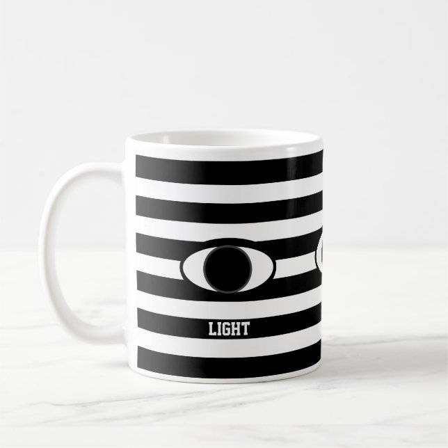 Mug Eye Abstrait élégant sur noir et blanc rayé (Gauche)