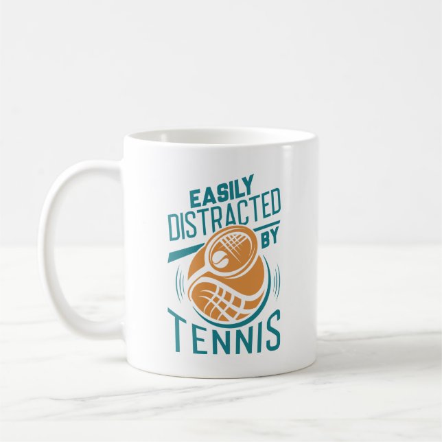 Mug Facilement Distrait Par Le Tennis (Gauche)