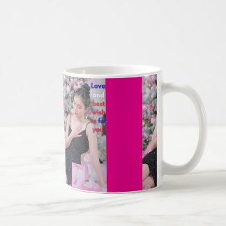 Mug Femme de Noël avec cadeaux