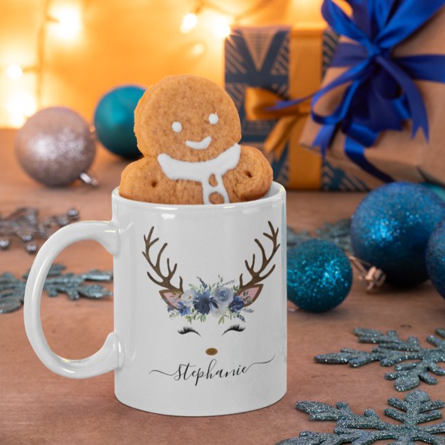 Mug Fête de Noël Reindeer Floral Personnalisé (Christmas Holiday Reindeer Floral Personalized Coffee Mug)