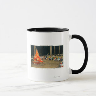 Mug Feu de soirée à la loge géante de forêt