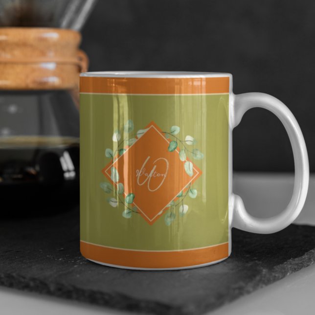 Mug Feuilles automnales orange et vert monogramme (Créateur téléchargé)